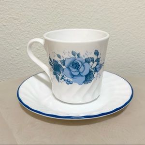 Vintage blue floral teacup mug